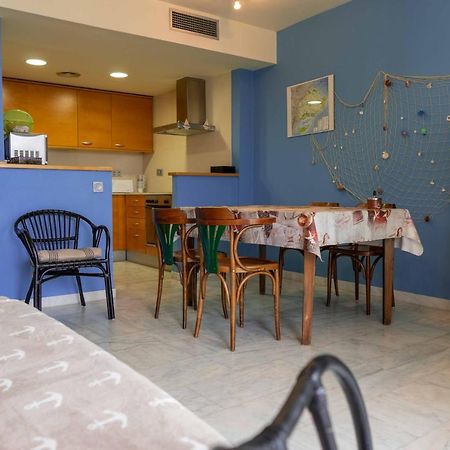 Nautic Apartment -Free Wifi Амполья Экстерьер фото
